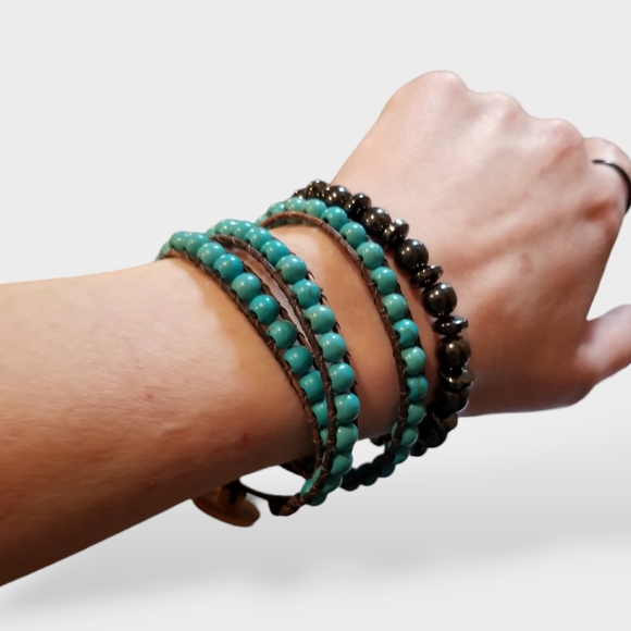 Turquoise Howlite and Leather 3 Wrap Bracelet, OS - Picture 3 of 5